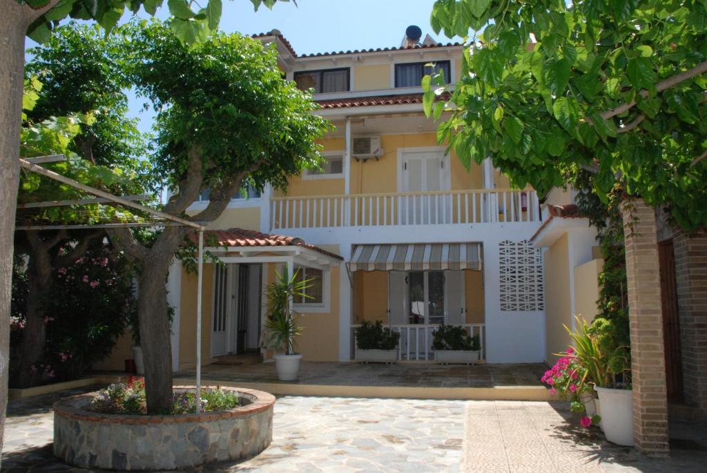 sea view studio anna koralli laganas